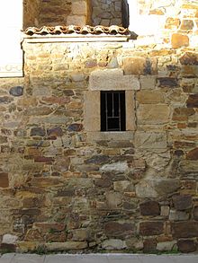 Vista de la cel·la de les emparedades d'Astorga, adjunta a l'Església de Santa Marta d'Astorga (León, España).