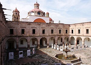 Centro Cultural Clavijero