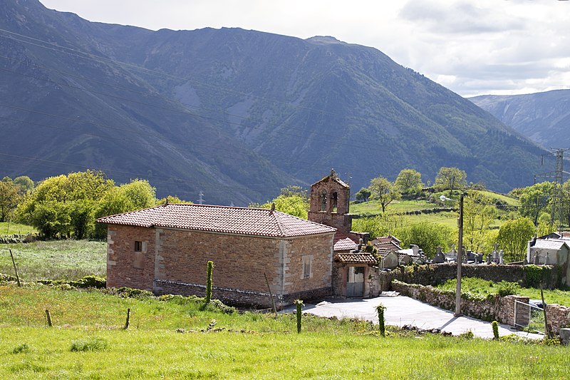 File:Cermoño (Salas, Asturias).jpg