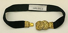 American silk and metal choker from the 1870s Choker MET 1983.113.9.jpg