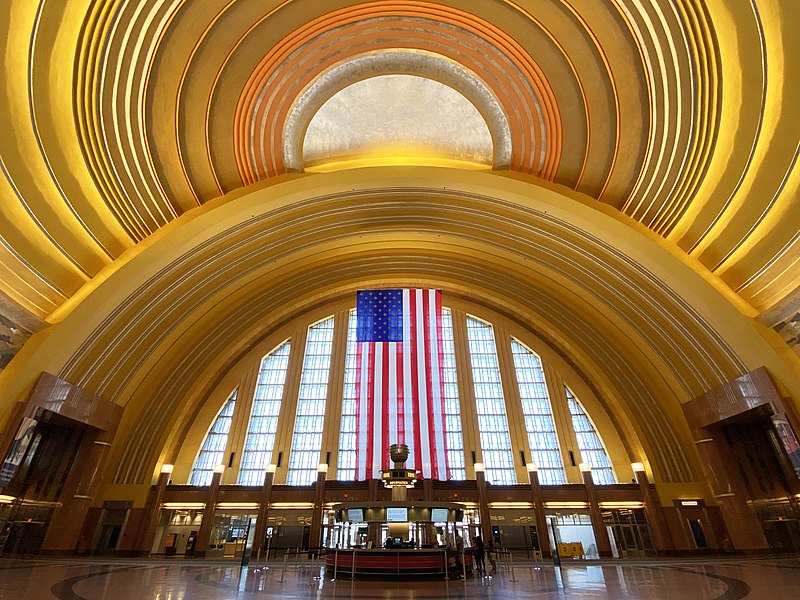File:Cincinnati Union Terminal Rotunda.jpg