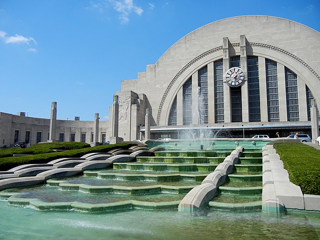Image: Cincinnati Union Terminal principal facade