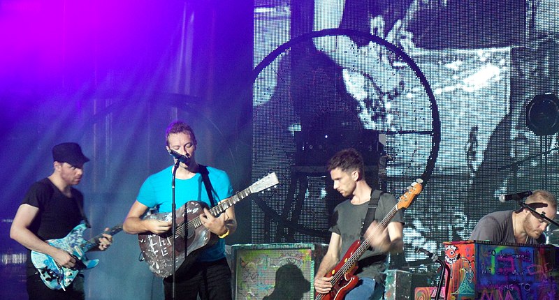 File:Coldplay Toronto 2011 Muchmusic.jpg