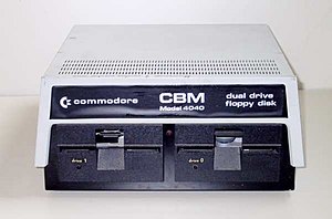 Commodore4040.jpg 