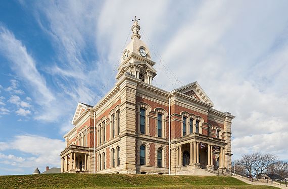 Wabash County Courthouse, Wabash, Indiana, USA.