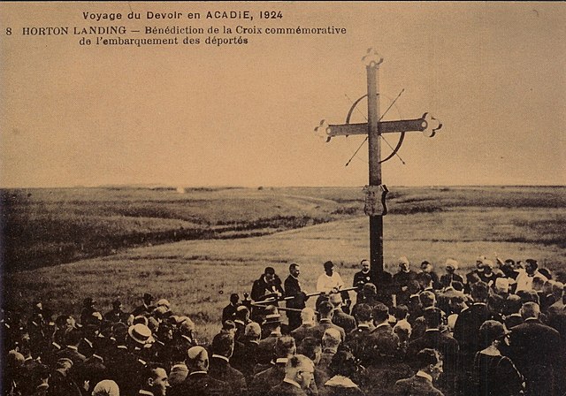 Acadian Memorial Cross, Grand-Pré