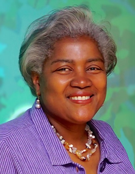 File:Donna Brazile in 2014 at the Kaiser Permanente Center for Total Health.jpg