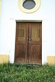 Čeština: Dveře kaple v Lažanech, Radenín, okr. Tábor. English: Door of chapel in Lažany, Radenín, Tábor District.