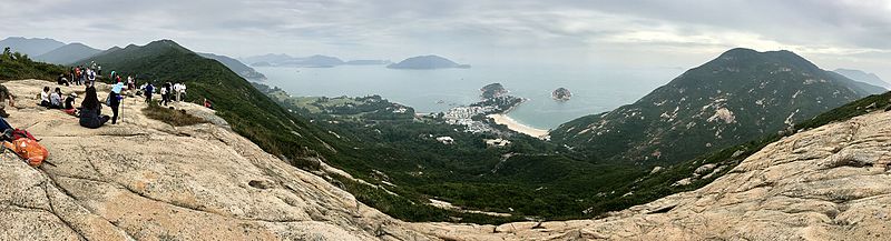 File:Dragons peak panorama.jpg