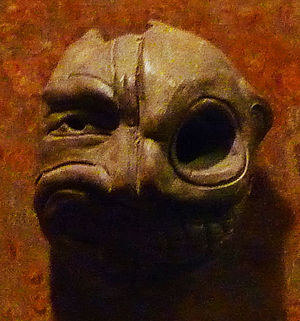 Small ceramic mask from Tlatilco commonly referred to as the duality mask Dualmasktlatilco.jpg