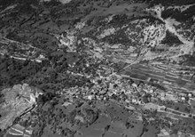 Aerial view (1955) ETH-BIB-Varen-LBS H1-018976.tif