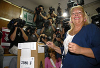 people_wikipedia_image_from Elisa Carrió