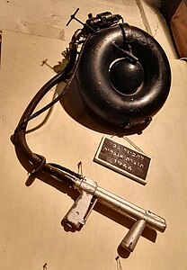 Flamethrower-portable-no-2-batey-haosef-1.jpg