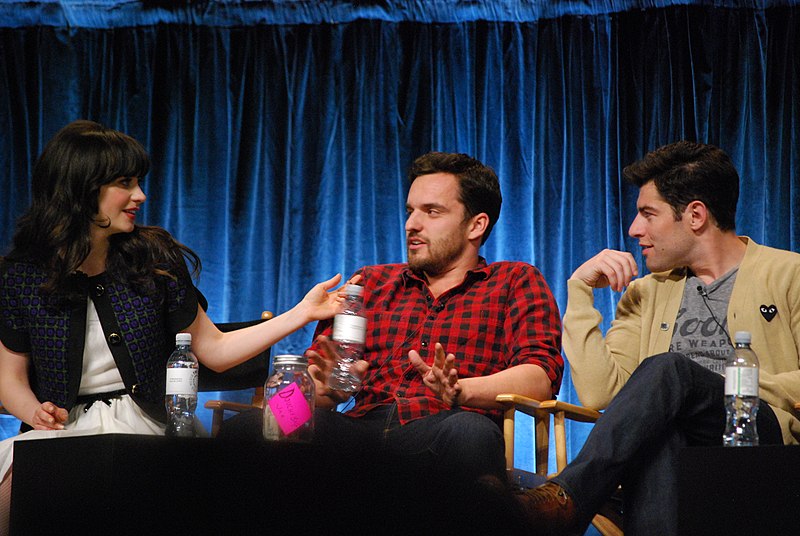 File:Flickr - Genevieve719 - Zooey Deschanel, Jake Johnson, Max Greenfield (7).jpg