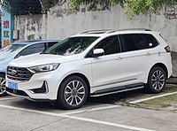 Ford_Edge_Plus_010