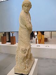 Category:Statues in musée départemental de l'Arles antique - Wikimedia ...