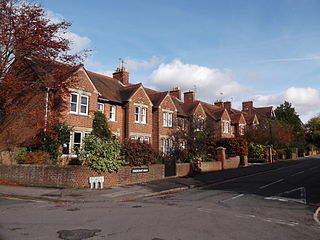 <span class="mw-page-title-main">Frenchay Road</span> Road in North Oxford, England
