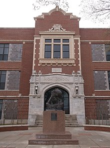 Front of Enid High School Front of Enid High School.jpg