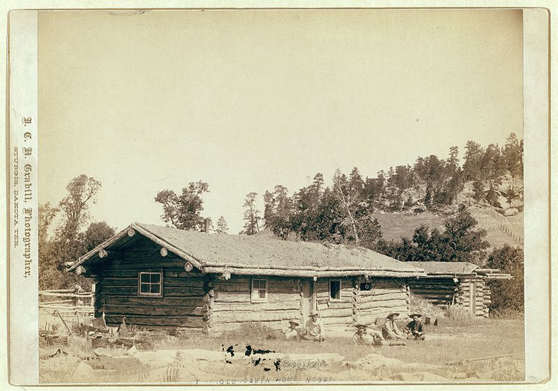 File:Grabill - The old cabin home.jpg