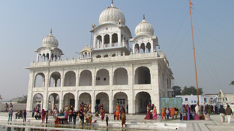 File:Gurudwara shri damdama sahib, chamkaur sahib - panoramio.jpg