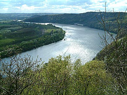 So kommt man zu dem Hengsteysee mit den Öffentlichen - Mehr zum Ort Hier