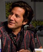 Henry Ian Cusick interprète Marcus Kane.