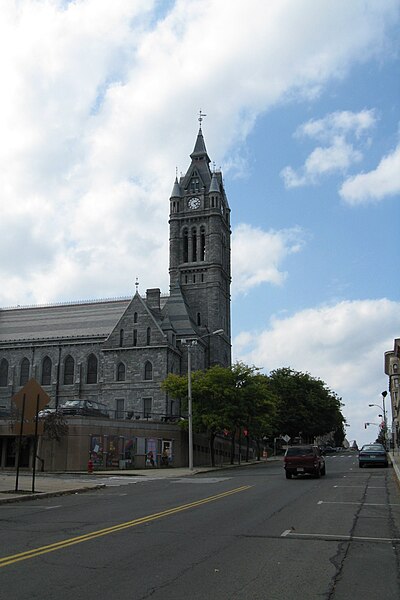 File:Holyoke City Hall, MA.jpg