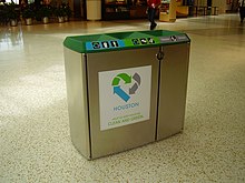 Trash and recycle bin at George Bush Intercontinental Airport HoustonBushTerminalATrashcan.JPG