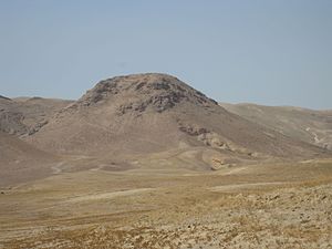 מבצר הורקניה: היסטוריה, המנהרות, גלריה