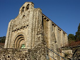 Igrexa de San Xulián de Astureses.jpg