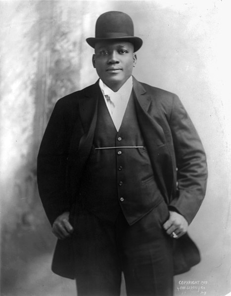 Johnson in 1908 (photograph by Otto Sarony)