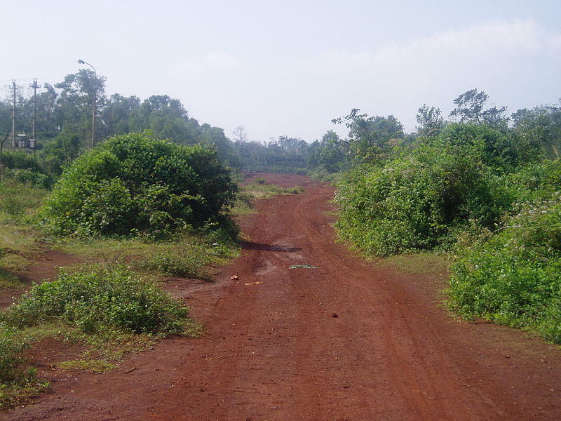 File:Khe Sahn airstrip looking west.JPG