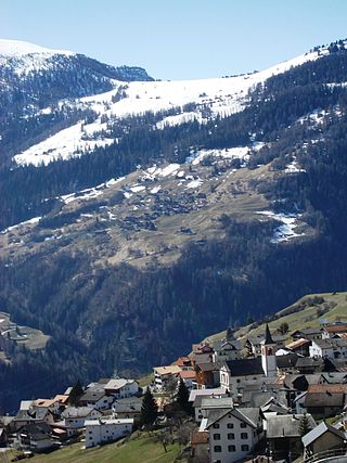 <span class="mw-page-title-main">Vaz/Obervaz</span> Municipality in Graubünden, Switzerland