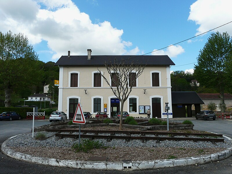 File:Lalinde gare (2).JPG