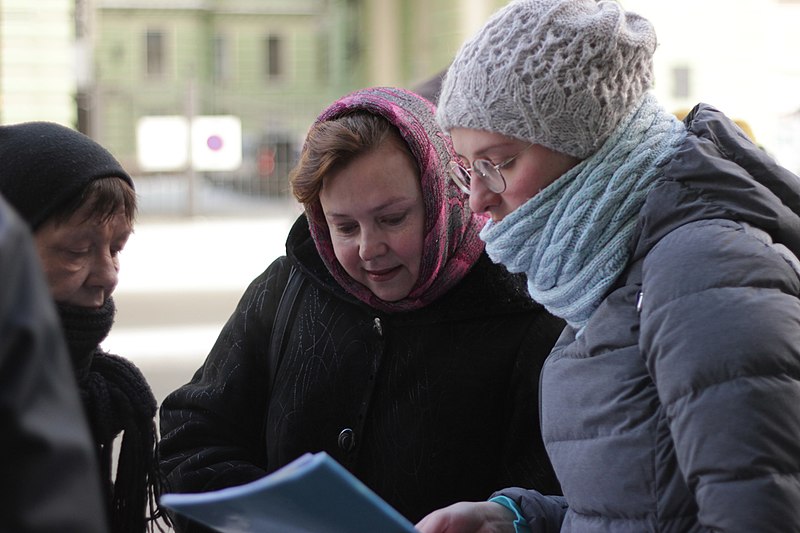 File:Last Address Sign — Saint-Petersburg, Kirochnaya Ulitsa 27, 25.02.2018. 02.jpg