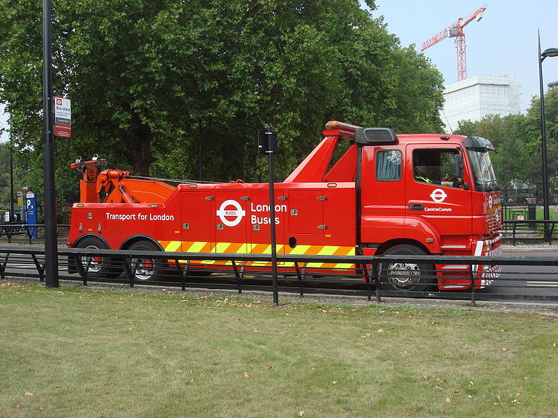 File:London Buses recovery vehicle 07.jpg