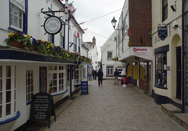 File:Lymington MMB 08 Quay Road.jpg