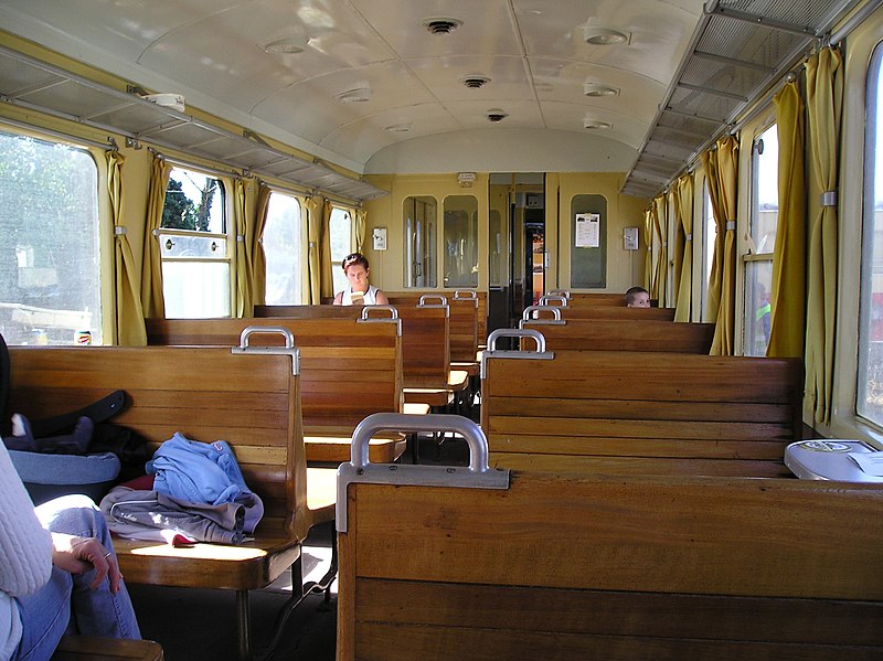 File:M1 rail car interior (23).JPG