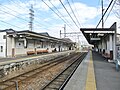 各務原市役所前駅プラットホーム