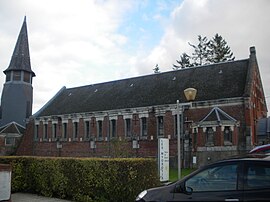 Църквата Maisnil-lès-Ruitz