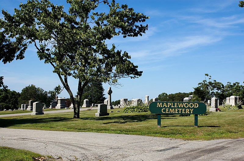 File:Maplewood Cemetery.jpg