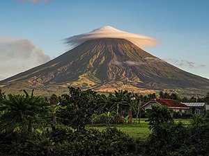 Gunung Mayon