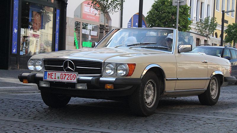 File:Mercedes-Benz 380 SL, 2013 Oldtimer Bohemia Rally.JPG