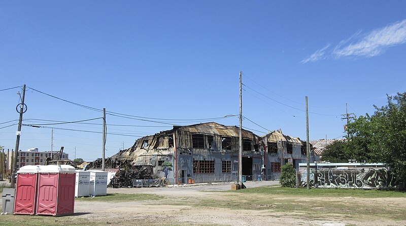 File:Mid-City New Orleans Warehouse after the fire.jpg