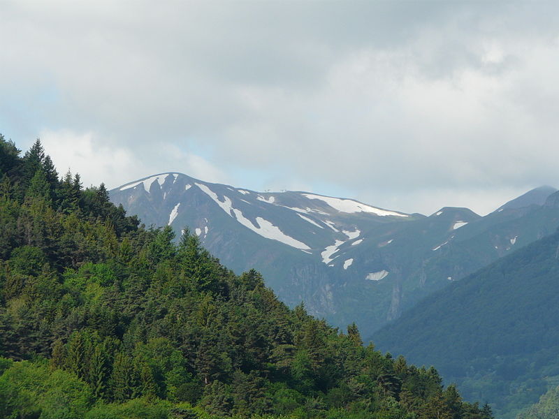 File:Neiges d'été depuis lac Chambon (1).JPG