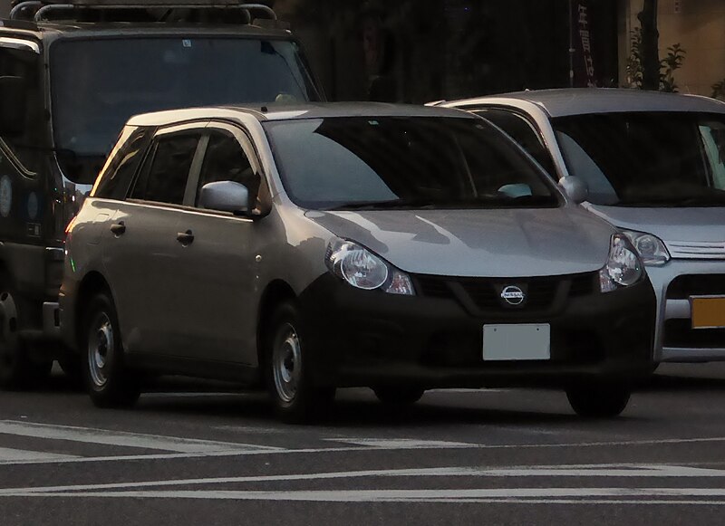 File:Nissan NV150 AD VE (DBF-VY12).jpg