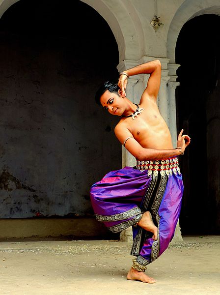 A male Odissi dancer