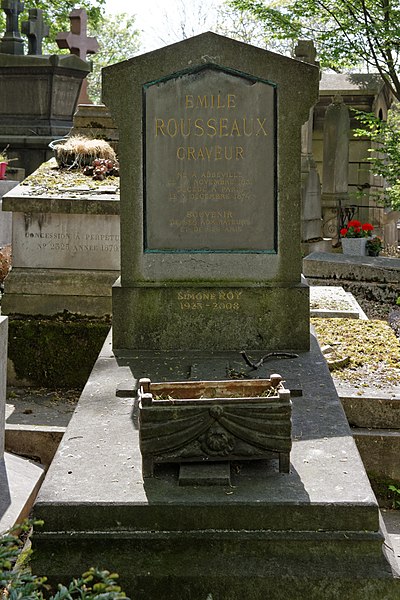 File:Père-Lachaise - Division 57 - Rousseaux 02.jpg