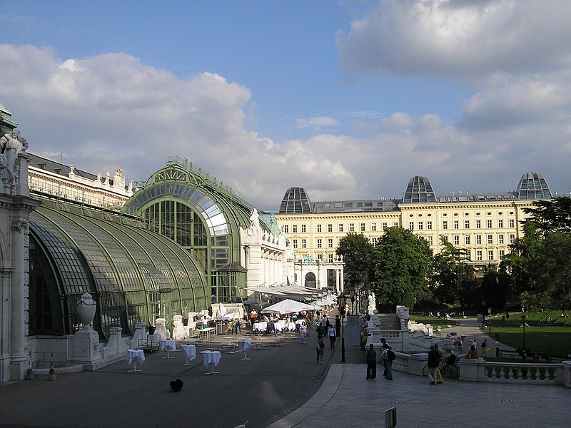 File:Palmenhaus Burggarten Vienna June 2006 622.jpg