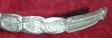 Detail: the fir-tree motif and the rectangular portion of the silver bracelet (1st century BC) repository Cluj-Napoca Museum Palmettes of Dacian silver bracelet.jpg